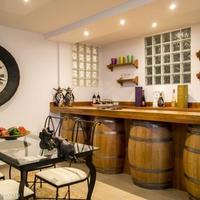 Villa in the suburbs in Spain, Comunitat Valenciana, Alicante, 365 sq.m.