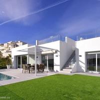 Villa in the suburbs in Spain, Comunitat Valenciana, Alicante, 304 sq.m.