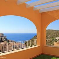 Flat in the suburbs in Spain, Comunitat Valenciana, Alicante, 130 sq.m.