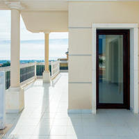 Villa in the suburbs in Spain, Comunitat Valenciana, Alicante, 225 sq.m.