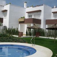 Apartment in the suburbs in Spain, Comunitat Valenciana, Alicante, 77 sq.m.