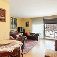 Apartment in the city center in Spain, Catalunya, Barcelona, 80 sq.m.