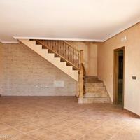 Villa in the suburbs in Spain, Comunitat Valenciana, Alicante, 335 sq.m.