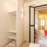 Apartment in the city center in Spain, Catalunya, Barcelona, 61 sq.m.