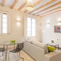 Apartment in the city center in Spain, Catalunya, Barcelona, 61 sq.m.