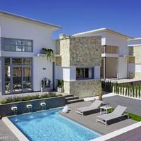 Villa in the suburbs in Spain, Comunitat Valenciana, Alicante, 105 sq.m.