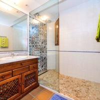 Apartment in the city center in Spain, Comunitat Valenciana, Alicante, 117 sq.m.