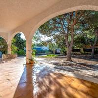 Villa in the city center in Spain, Comunitat Valenciana, Alicante, 207 sq.m.