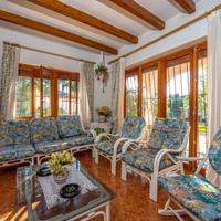 Villa in the city center in Spain, Comunitat Valenciana, Alicante, 207 sq.m.