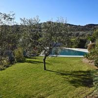 Вилла в пригороде в Италии, Вентимилья, 300 кв.м.