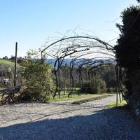 Вилла в пригороде в Италии, Вентимилья, 300 кв.м.