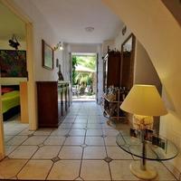 Вилла в пригороде в Италии, Вентимилья, 230 кв.м.