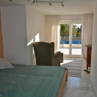 Вилла в пригороде в Италии, Вентимилья, 200 кв.м.