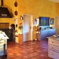 Вилла в пригороде в Италии, Вентимилья, 250 кв.м.