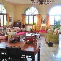 Вилла в пригороде в Италии, Вентимилья, 250 кв.м.