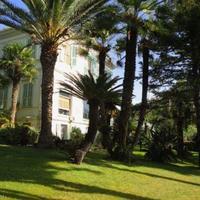 Вилла в пригороде в Италии, Вентимилья, 350 кв.м.