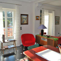 Вилла в центре города в Италии, Вентимилья, 300 кв.м.