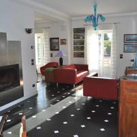 Вилла в центре города в Италии, Вентимилья, 300 кв.м.