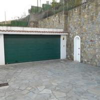 Вилла в центре города в Италии, Вентимилья, 270 кв.м.