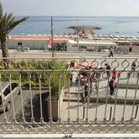 Квартира в пригороде в Италии, Вентимилья, 95 кв.м.