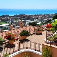 Квартира в пригороде в Италии, Вентимилья, 166 кв.м.