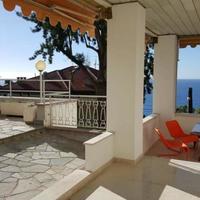 Квартира в пригороде в Италии, Вентимилья, 80 кв.м.