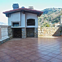 Квартира в пригороде в Италии, Вентимилья, 270 кв.м.