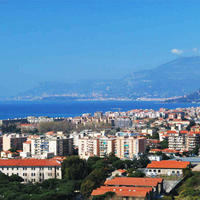 Квартира в пригороде в Италии, Вентимилья, 270 кв.м.