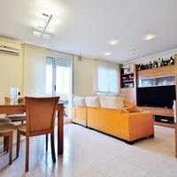 Apartment in the city center in Spain, Comunitat Valenciana, Alicante, 75 sq.m.