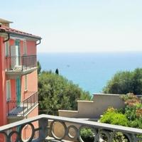 Квартира в пригороде в Италии, Вентимилья, 55 кв.м.