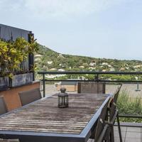 Таунхаус в пригороде в Испании, Каталония, Багур, 284 кв.м.