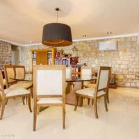 Villa at the first line of the sea / lake, in the suburbs in Spain, Comunitat Valenciana, Alicante, 212 sq.m.