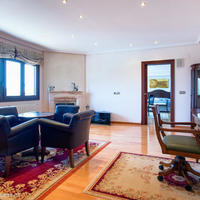 Villa in the suburbs in Spain, Comunitat Valenciana, Alicante, 598 sq.m.