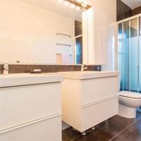 Villa in the suburbs in Spain, Comunitat Valenciana, Alicante, 220 sq.m.