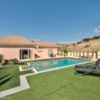 Bungalow in the suburbs in Republic of Cyprus, Lemesou, 198 sq.m.