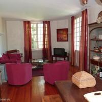 Villa in the city center in Guyane, 165 sq.m.