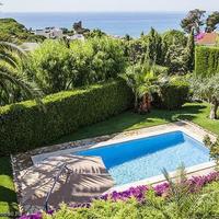 House in the suburbs in Spain, Catalunya, Begur, 320 sq.m.