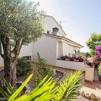 House in the suburbs in Spain, Catalunya, Begur, 320 sq.m.
