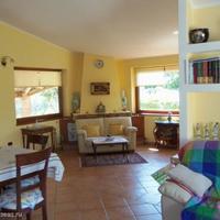 Villa in the suburbs in Italy, Liguria, 260 sq.m.