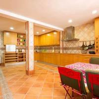 Villa in the suburbs in Spain, Comunitat Valenciana, Alicante, 500 sq.m.