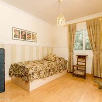 Villa in the suburbs in Spain, Comunitat Valenciana, Alicante, 500 sq.m.