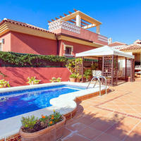 Villa in the suburbs in Spain, Comunitat Valenciana, Alicante, 230 sq.m.