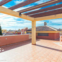 Villa in the suburbs in Spain, Comunitat Valenciana, Alicante, 230 sq.m.