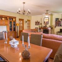 Villa in the suburbs in Spain, Comunitat Valenciana, Alicante, 225 sq.m.