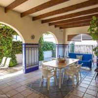 Villa in the suburbs in Spain, Comunitat Valenciana, Alicante, 225 sq.m.