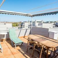 Villa in the city center in Spain, Comunitat Valenciana, Alicante, 122 sq.m.