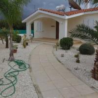 Bungalow in the suburbs in Republic of Cyprus, Eparchia Pafou, 126 sq.m.