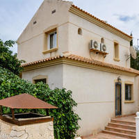 Villa in the suburbs in Spain, Comunitat Valenciana, Alicante, 122 sq.m.