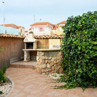 Villa in the suburbs in Spain, Comunitat Valenciana, Alicante, 122 sq.m.