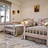 Villa in the suburbs in Spain, Comunitat Valenciana, Alicante, 270 sq.m.